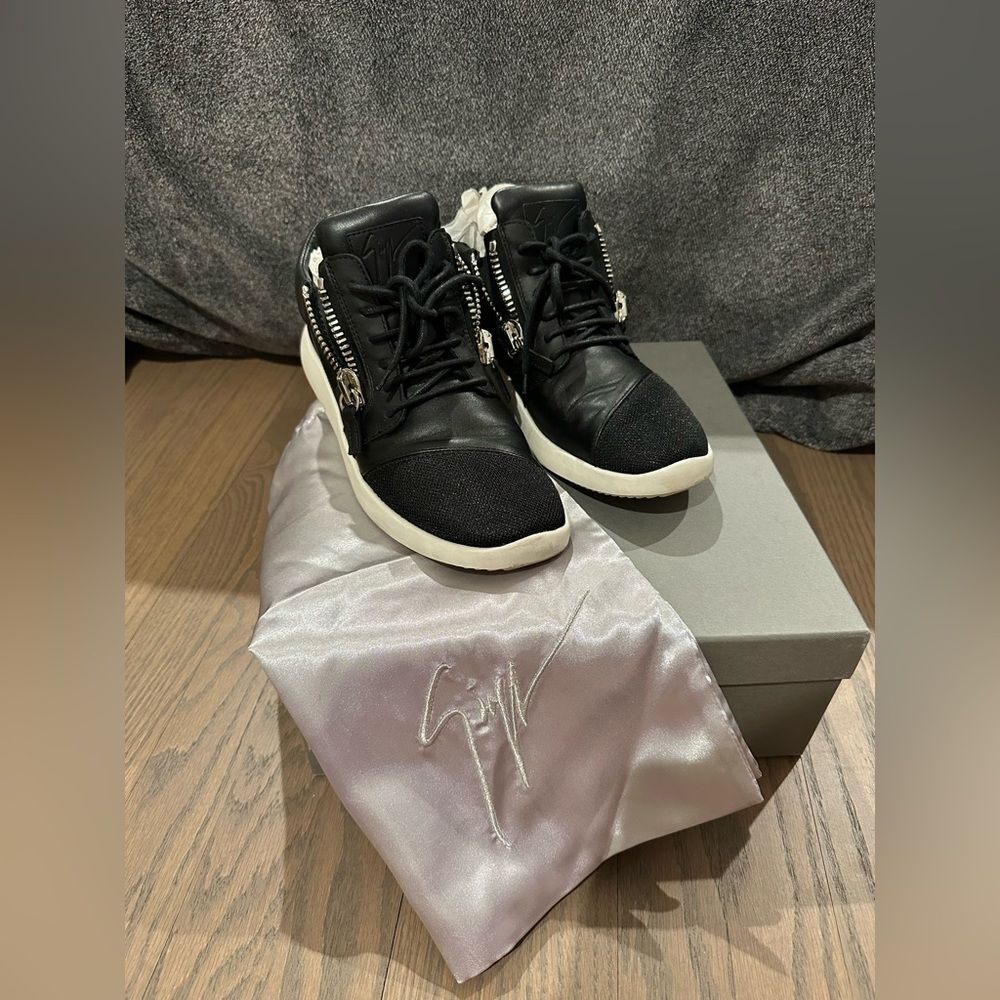 Giuseppe Zanotti Black Leather Athletic Shoes Side Zipper Details Size 12B